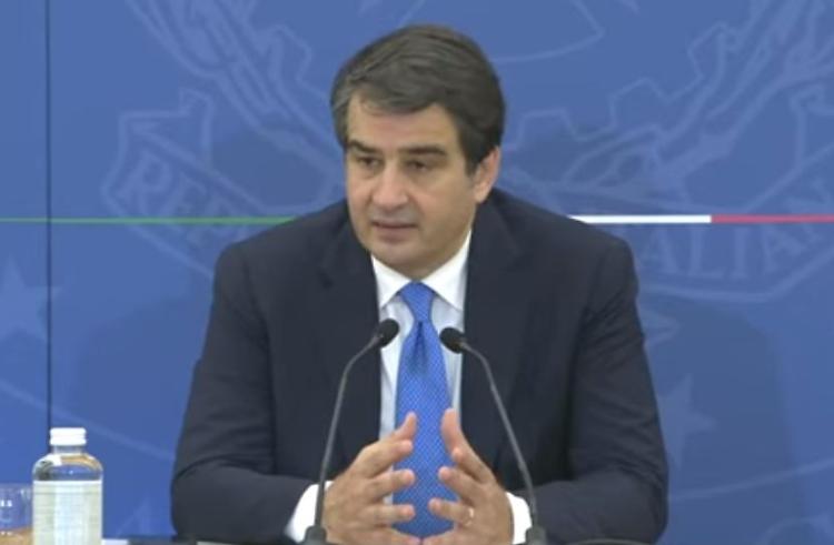 Fitto "Obiettivo della Commissione Ue è raddoppiare fondi per la casa"