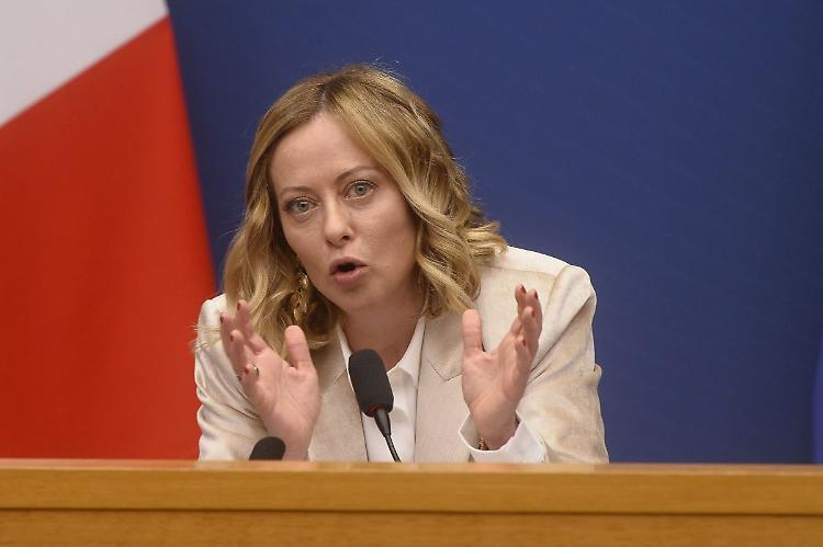 Meloni "Elettori non si fanno trattare da stupidi dalla sinistra"