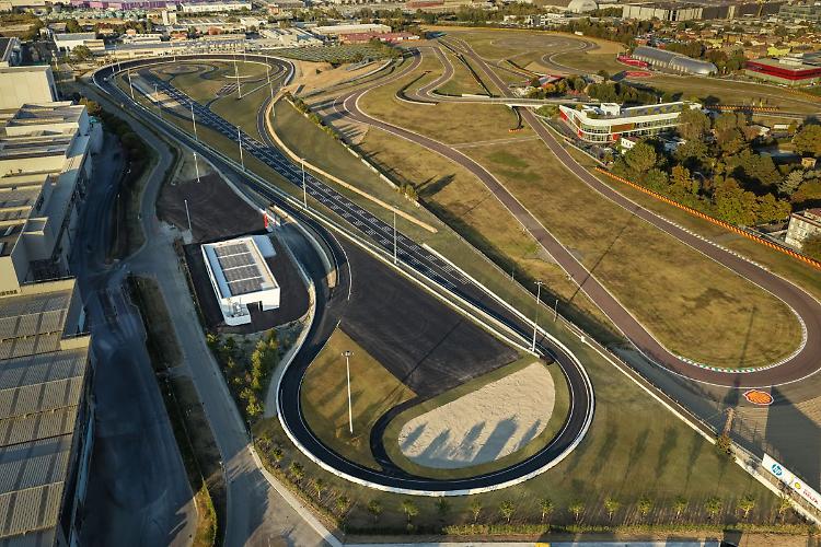 Ferrari e-Vortex, il nuovo circuito di collaudo a Fiorano