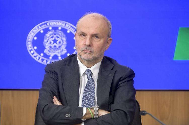 Schillaci "Più fondi per la sanità nella legge di bilancio"