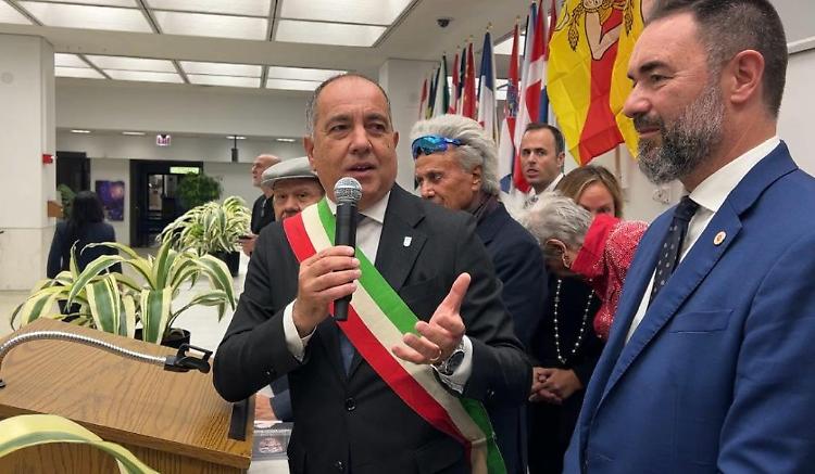 Arriva a Chicago la mostra "Palermo rifiorisce con Santa Rosalia"