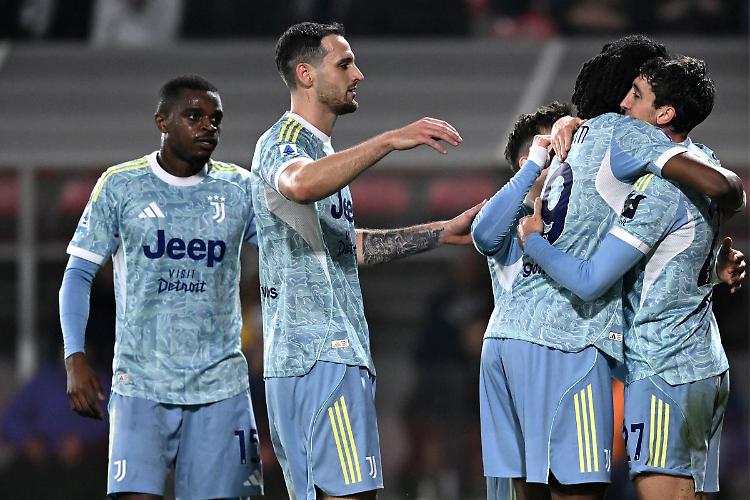 Buona la prima di Spalletti, la Juventus vince 2-1 a Cremona