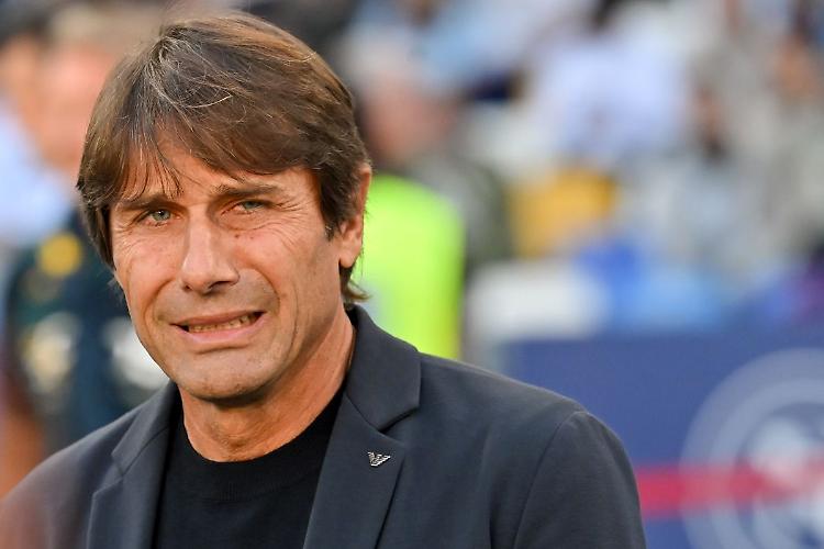 Conte "Sono sereno, il Napoli in testa dà fastidio"