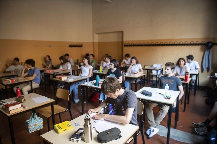 Scuola, 9 giovani su 10 chiedono l'educazione sessuale