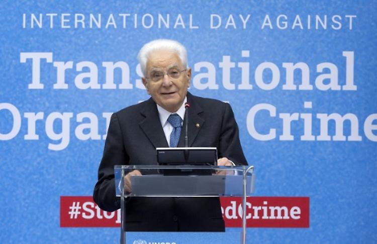 Mattarella "Crimine organizzato può essere vinto con largo concorso di forze"
