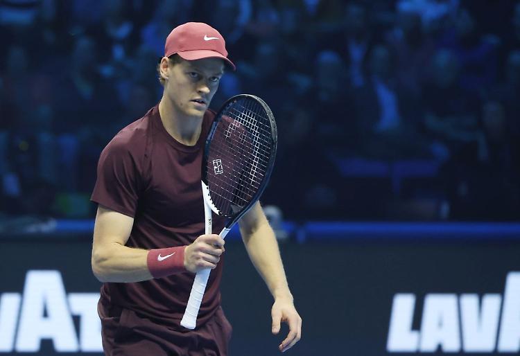 Atp Finals, Sinner batte Zverev e va in semifinale