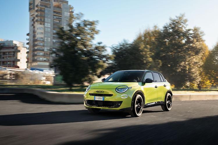 Nuova serie speciale Fiat 600 Sport Edizione Milano Cortina 2026