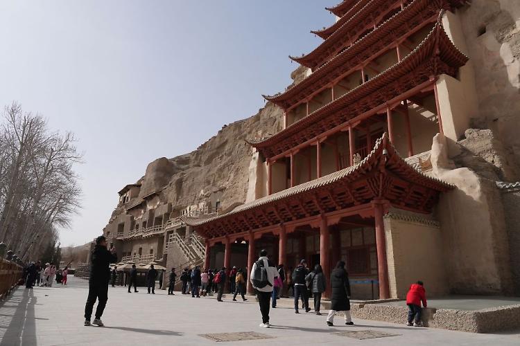 Cina, donazioni rafforzano sforzi di conservazione di Grotte di Dunhuang