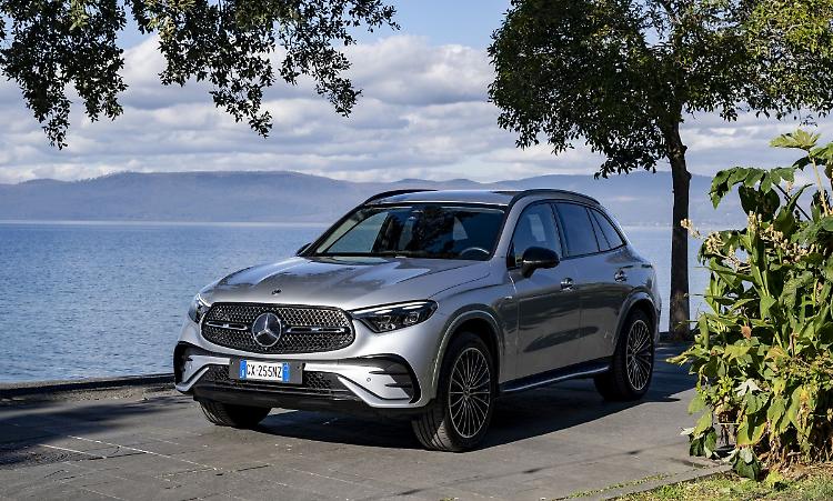 Mercedes-Benz GLC festeggia 100.000 unità vendute in Italia