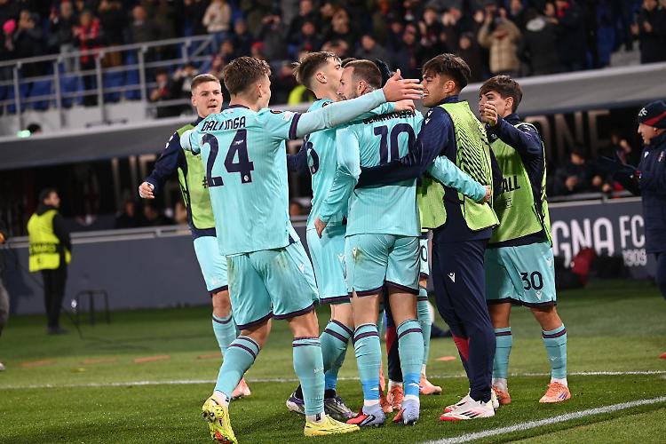 Pioggia di gol al Dall'Ara: Bologna straripante, Salisburgo ko 4-1