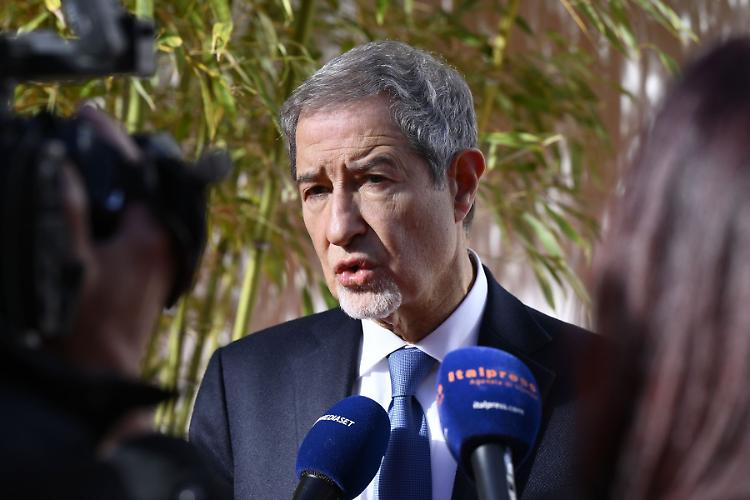 Musumeci "La sinistra non può farci la morale sugli abusi edilizi"