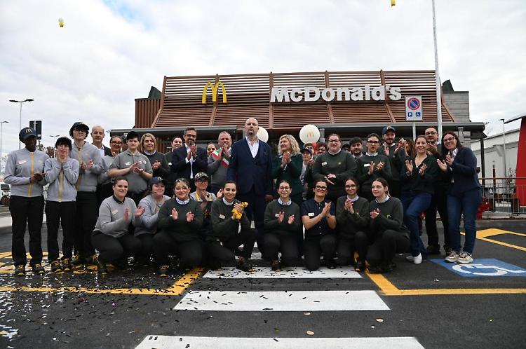 McDonald's apre nel Bergamasco l'ottocentesimo ristorante in Italia