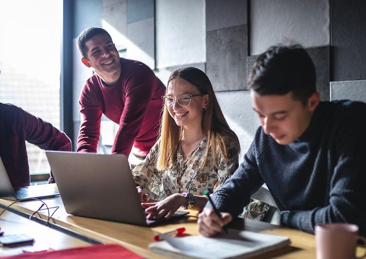 Lavoro giovanile, nel 2026 Generation Italy amplia l'offerta di corsi gratuiti
