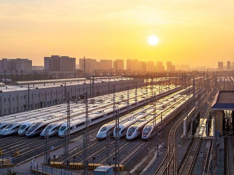 Cina, al via l'esodo del Capodanno lunare 2026