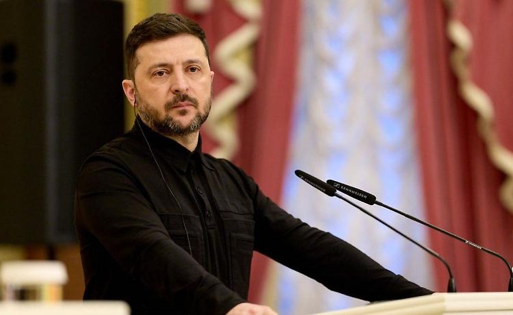 Ucraina, Zelensky "9 feriti tra cui bambini in attacco russo"