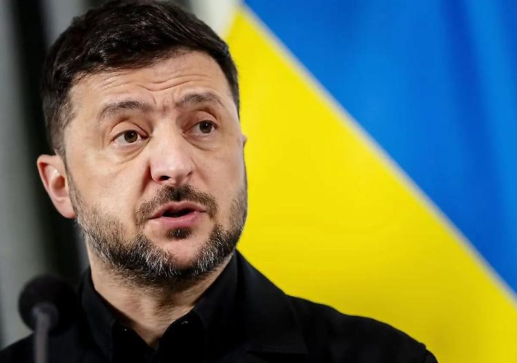 Zelensky "Voglio porre fine a questa guerra al pi&ugrave; presto"
