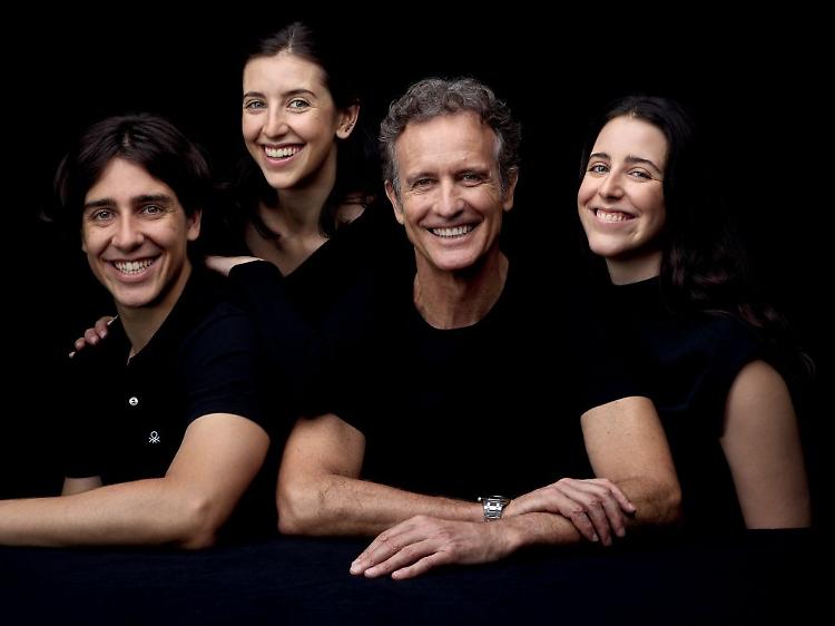 A.Benetton "La paternit&agrave; mi ha arricchito, con i miei figli il dialogo &egrave; continuo"