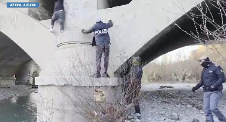 Blitz congiunto Italia-Francia contro l'immigrazione clandestina, 15 arresti