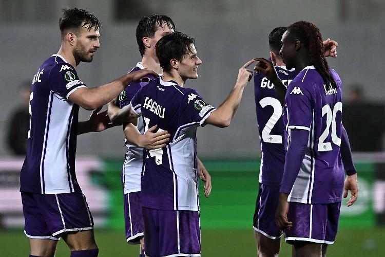 Fiorentina agli ottavi di Conference, ma quanta fatica con lo Jagiellonia