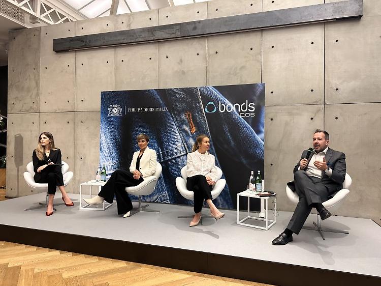 Sigarette "oggetti da museo" entro il 2035, Philip Morris lancia Bonds by Iqos