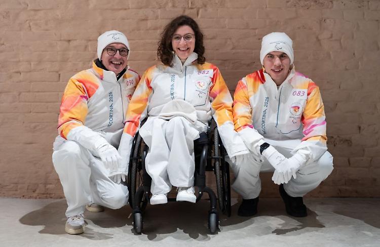 Intesa Sanpaolo partecipa al viaggio della Fiamma Paralimpica