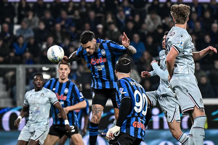 La doppietta di Scamacca ferma l'Udinese, finisce 2-2 a Bergamo