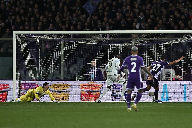 Ndour risponde a Esposito, al Franchi Fiorentina-Inter 1-1