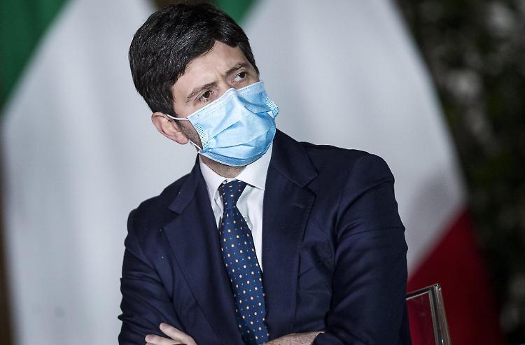 Speranza, prudenza per poi allentare e superare coprifuoco