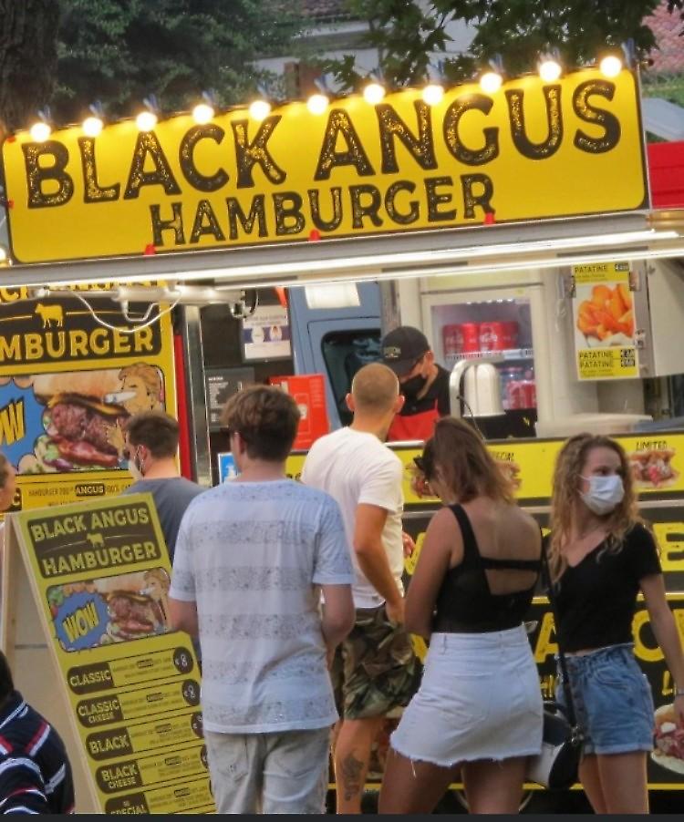 Arriva lo Street Food: la carovana in piazza