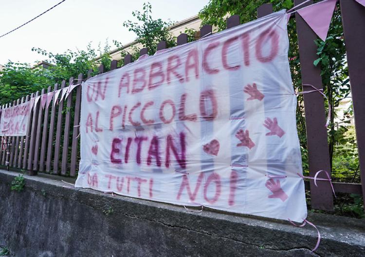 Strage della funivia, il piccolo Eitan migliora e comincia a mangiare