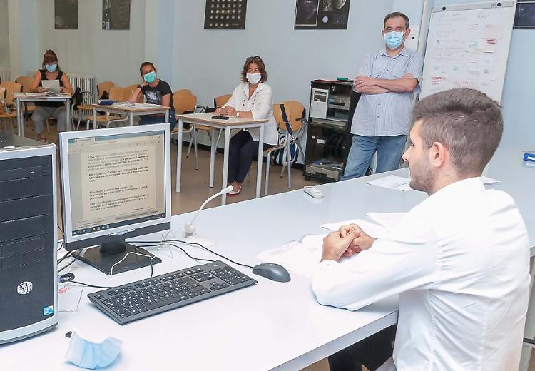 Maturità solo orale: da domani 2.785 studenti sui banchi