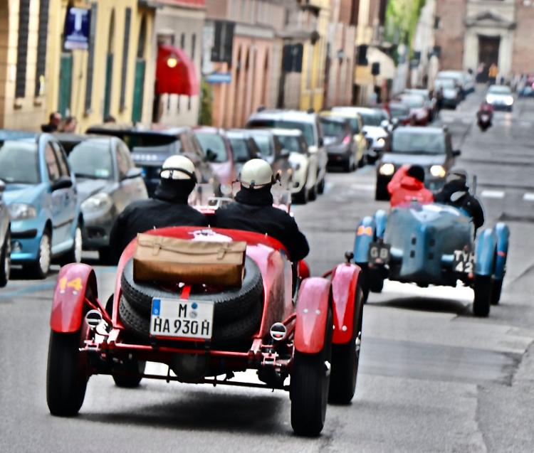 Mille Miglia, domani il passaggio a Cremona
