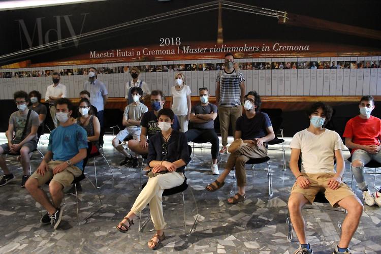 Progetto “Forme Composte”, al via l’esperienza di 13 giovani artisti