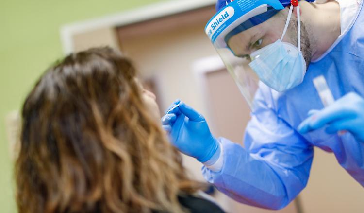 In provincia di Cremona 7 nuovi positivi, in Lombardia sono 374