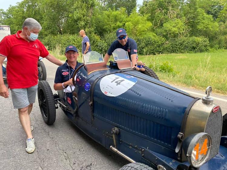 Mille Miglia, dodicesimo l'equipaggio cremonese Battagliola-Piona