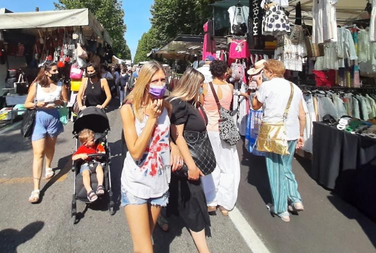 Fiera di San Pietro, festa dimezzata: scontenti cremonesi e ambulanti
