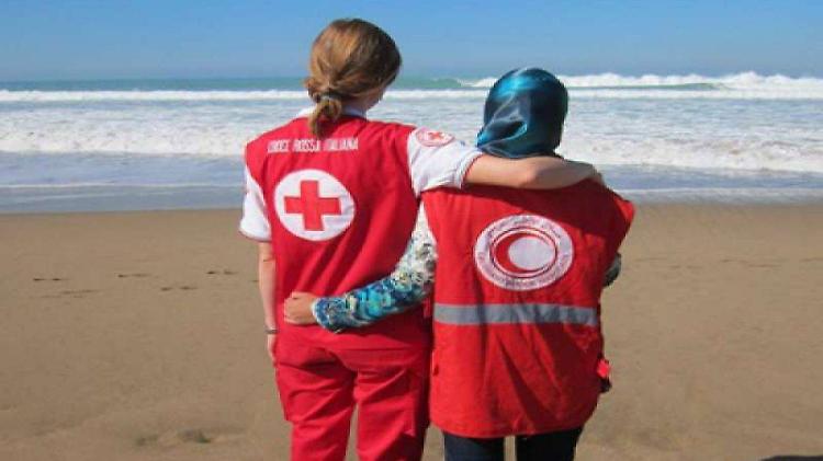  Almeno 43 migranti annegati al largo della Tunisia 