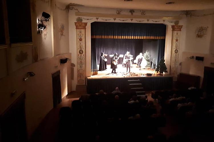 "...e compagnia bella!"Spettacolo teatrale