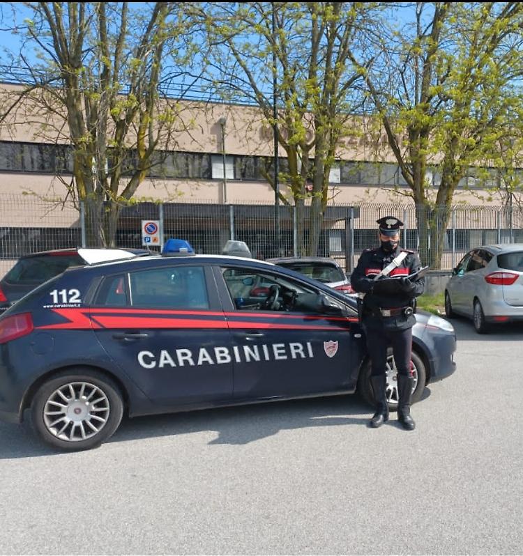 Imbroglia durante l'esame della patente, denunciato