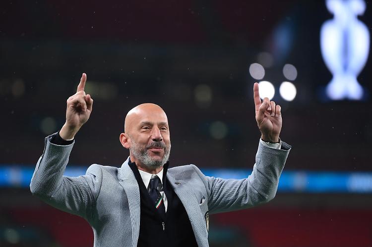 Fontana: «A Vialli il Premio Rosa Camuna»