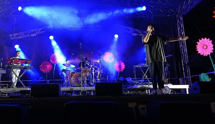 Cremona, con Frah Quintale il rap si fa pop