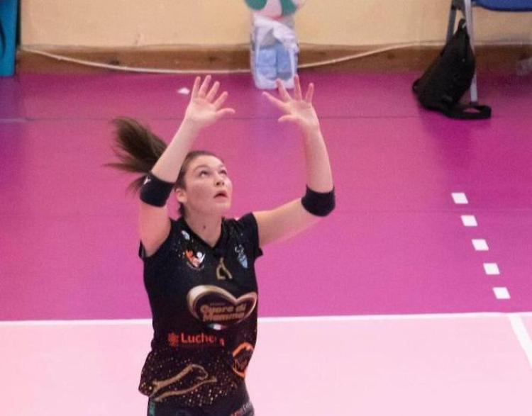 La palleggiatrice Emma Rizzieri primo acquisto dell'Esperia