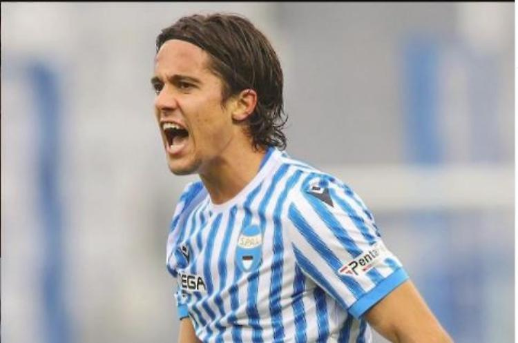 Cremonese: occhi su Sernicola, terzino del Sassuolo