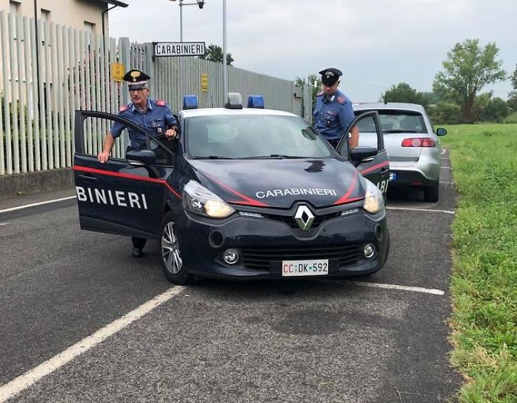 Cremasca 32enne  arrestata per atti morbosi e persecutori verso la ex insegnante