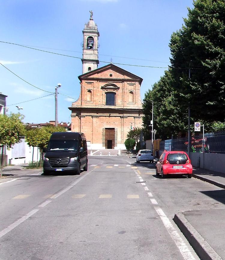 Sagrato come una discoteca, scatta il coprifuoco