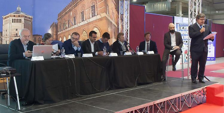 Allevatori e Regione alleati: «Tavolo nazionale urgente»