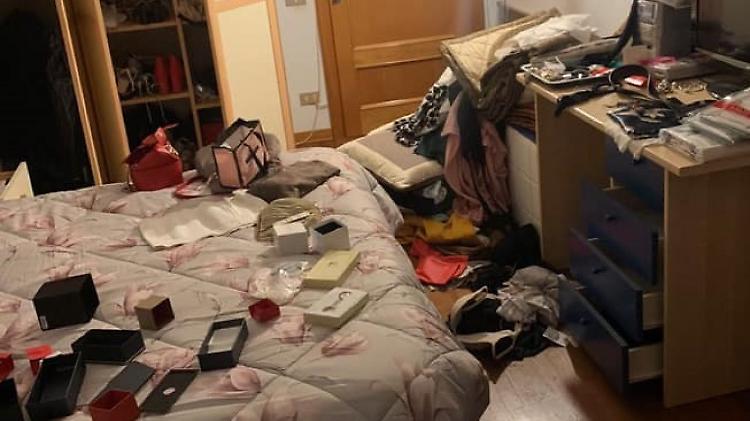 Tenta di rubare nella casa di un anziano, ma i vicini danno l'allarme