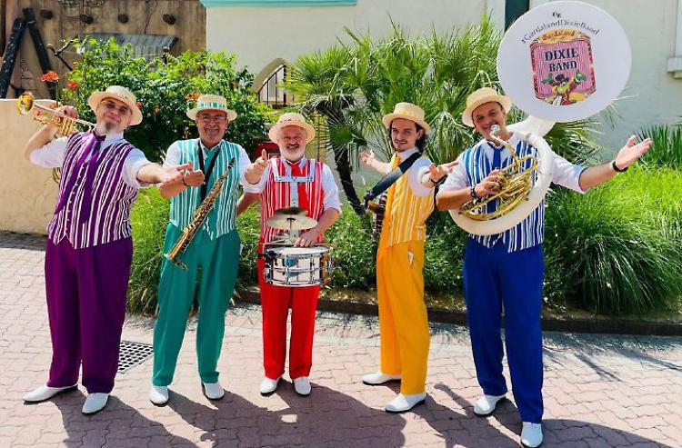 Dixieland in salsa casalasca: «Qui per la gioia dei turisti»