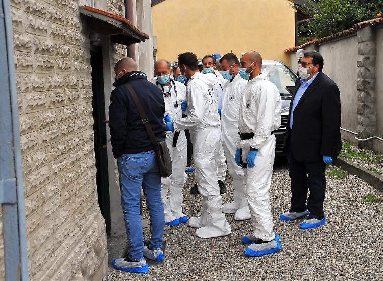 Manico di scopa insanguinato nella casa in cui morì Sabrina