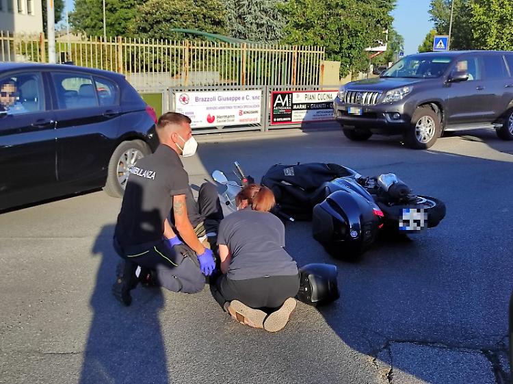 Scontro auto-scooter, 62enne al Pronto soccorso